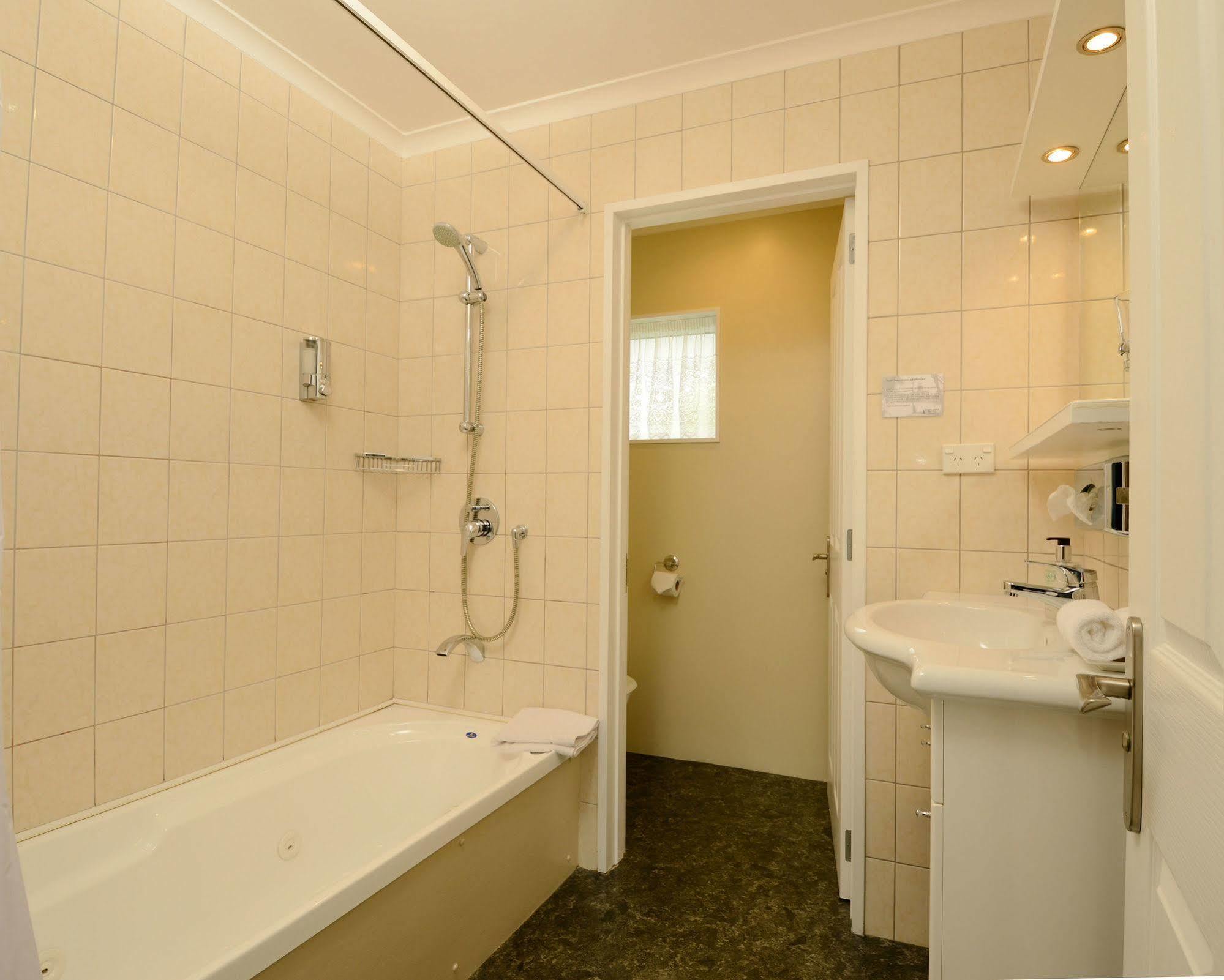 Tower Lodge Motel Invercargill Dış mekan fotoğraf